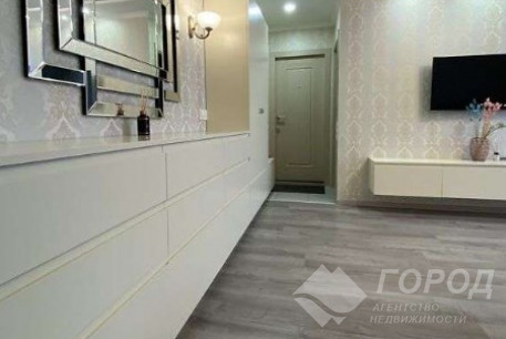 Продам 3-х кімнатну квартиру, Алексеевка, Код: 808461/1