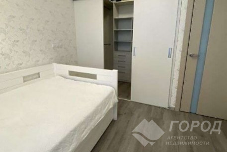 Продам 3-х кімнатну квартиру, Алексеевка, Код: 808461/1