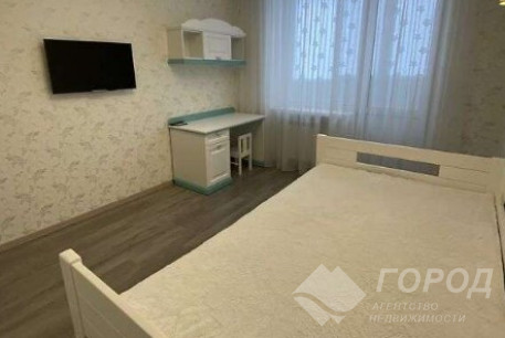 Продам 3-х кімнатну квартиру, Алексеевка, Код: 808461/1