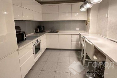 Продам 3-х кімнатну квартиру, Алексеевка, Код: 808461/1