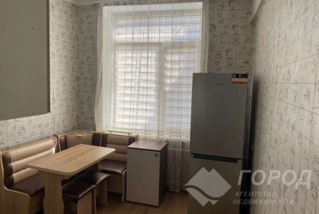 Продам 2-х кімнатну квартиру, Центр, Площадь Конституции метро (Советская), Код: 808463/1