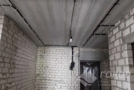 Продам 2-х кімнатну квартиру в новобудові, ХТЗ, ХТЗ метро, Код: 808477/1