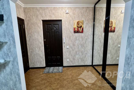 Продам 3-х кімнатну квартиру, Новые дома, Маршала Жукова метро (Дворец спорта), Код: 808481/1