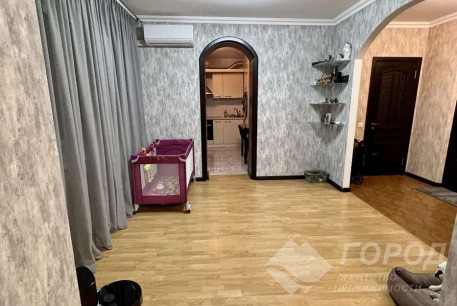 Продам 3-х кімнатну квартиру, Новые дома, Маршала Жукова метро (Дворец спорта), Код: 808481/1