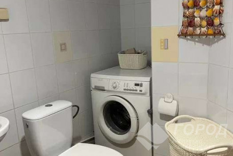 Продам 2-х кімнатну квартиру, Новые дома, Коммунальный рынок, Код: 808495/1