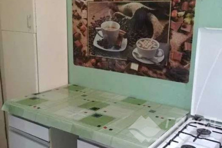 Продам гостинку, Центр, Госпром метро, Код: 808522/1