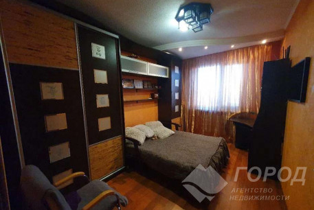 Продам 2-х кімнатну квартиру, Рогань, Роганский ж/м, Код: 808523/1