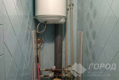 Продам 3-х кімнатну квартиру, Новые дома, Коммунальный рынок, Код: 808590/1