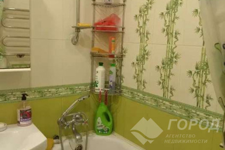 Продам 3-х кімнатну квартиру, Новые дома, Коммунальный рынок, Код: 808590/1