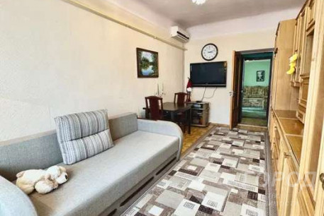 Продам 3-х кімнатну квартиру, ХТЗ, Пролетарская метро (Индустриальная), Код: 808601/1