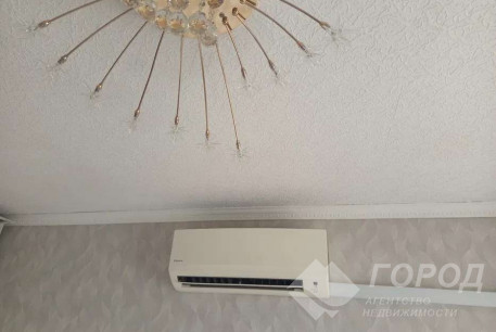 Продам 2-х кімнатну квартиру, Гагарина проспект, Новый цирк, Код: 808675/2