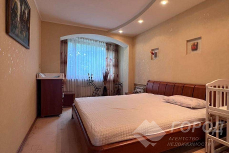 Продам 3-х кімнатну квартиру, Жуковского, Код: 808743/1