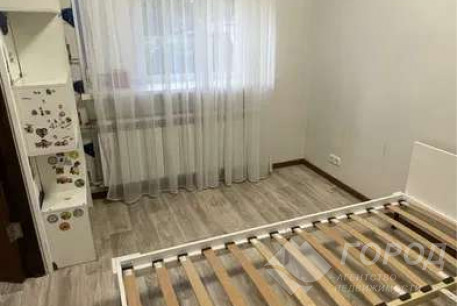 Продам 1-кімнатну квартиру, Дергачевский р-н, Солоницевка пгт., Код: 808764/1