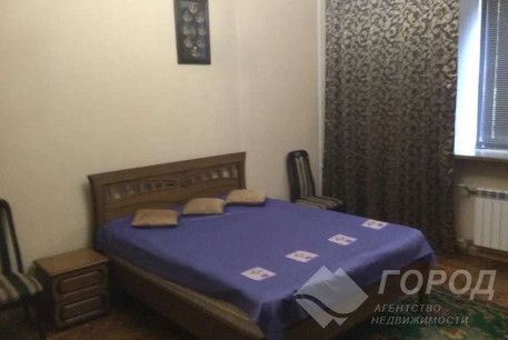 Сдам 3-х кімнатну квартиру, Центр, Код: 808960/2