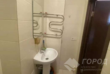 Сдам гостинку, Гагарина проспект, Защитников Украины метро (Площадь Восстания), Код: 808987/1