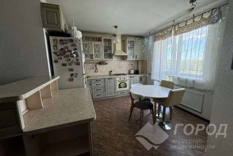 Продам 3-х кімнатну квартиру в новобудові, Жуковского, Код: 809163/1