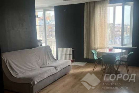 Продам 2-х кімнатну квартиру, Центр, Код: 809268/1