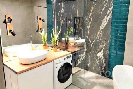 Продам 3-х кімнатну квартиру в новобудові, Центр, Код: 809306/1