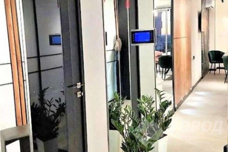 Продам 3-х кімнатну квартиру в новобудові, Центр, Код: 809306/1