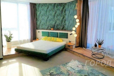 Продам 3-х кімнатну квартиру в новобудові, Центр, Код: 809306/1