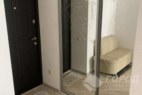 Сдам 1-кімнатну квартиру в новобудові, Рогань, Код: 809310/2