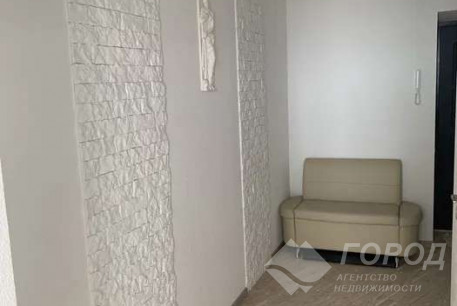 Сдам 1-кімнатну квартиру в новобудові, Рогань, Код: 809310/2