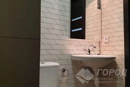 Сдам гостинку, Центр, Площадь Конституции метро (Советская), Код: 809321/1