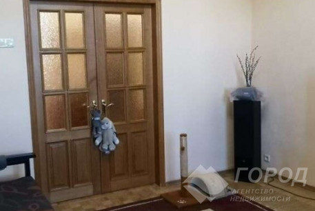 Продам 2-х кімнатну квартиру, Сосновая Горка, Научная метро, Код: 809380/1