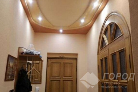 Продам 2-х кімнатну квартиру, Сосновая Горка, Научная метро, Код: 809380/1