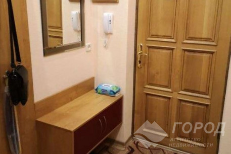 Продам 2-х кімнатну квартиру, Сосновая Горка, Научная метро, Код: 809380/1