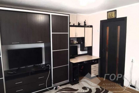 Продам гостинку, Новые дома, Коммунальный рынок, Код: 809409/1