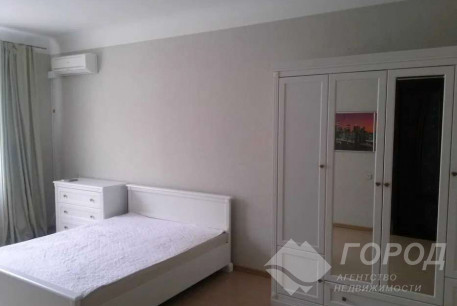 Сдам 2-х кімнатну квартиру, Центр, Код: 809411/1