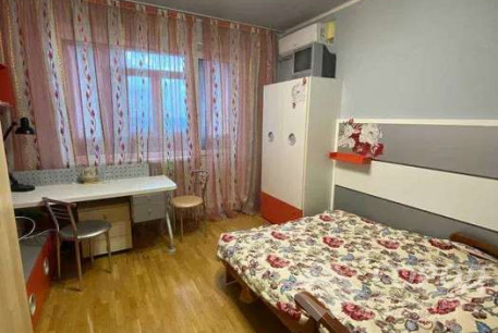 Продам 4-х кімнатну квартиру, Алексеевка, Победа метро, Код: 809431/1