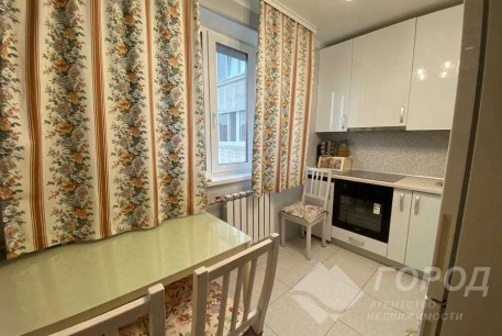 Продам 4-х кімнатну квартиру, Алексеевка, Победа метро, Код: 809431/1