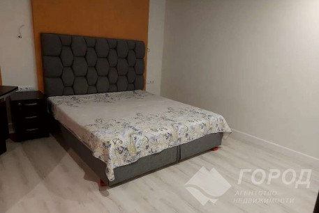 Сдам 5-и кімнатну квартиру, Алексеевка, Код: 809439/2