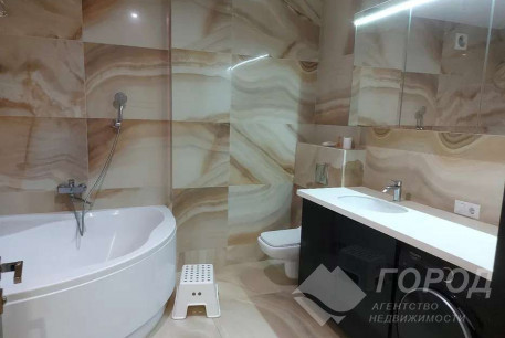 Сдам 5-и кімнатну квартиру, Алексеевка, Код: 809439/2