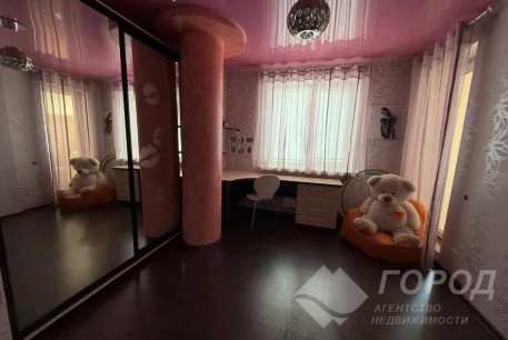 Сдам 3-х кімнатну квартиру в новобудові, Салтовка, ТРК Украина, Код: 809498/2