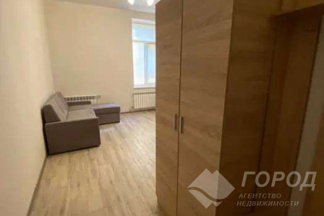 Сдам гостинку, ХТЗ, Пролетарская метро (Индустриальная), Код: 809537/1
