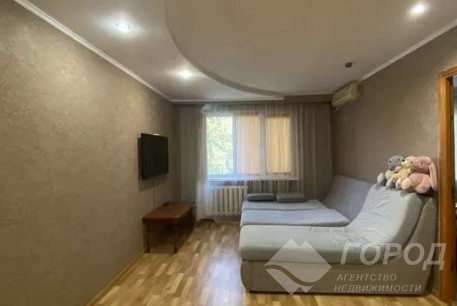 Сдам 3-х кімнатну квартиру, Одесская, Код: 809541/1