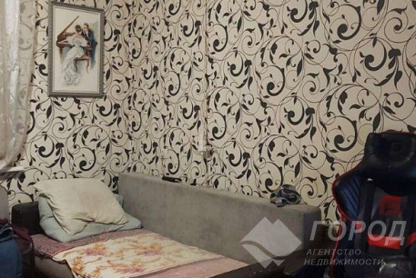 Продам 2-х кімнатну квартиру, Центральный рынок, Код: 809601/1