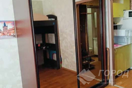 Сдам гостинку, Одесская, Кинотеатр "Салют", Код: 809775/1