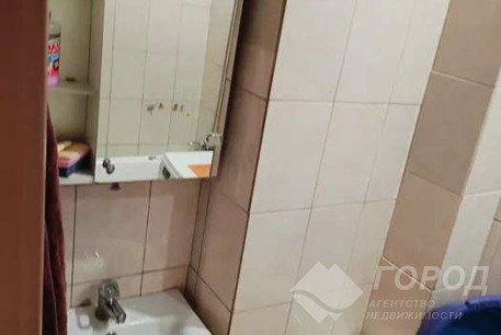 Сдам гостинку, Одесская, Кинотеатр "Салют", Код: 809775/1