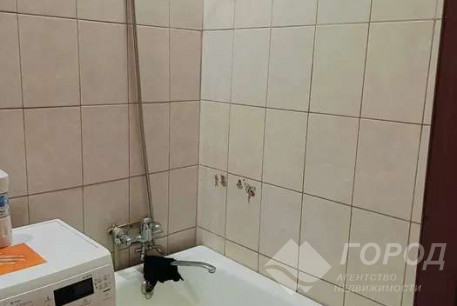 Сдам гостинку, Одесская, Кинотеатр "Салют", Код: 809775/1