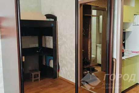 Сдам гостинку, Одесская, Кинотеатр "Салют", Код: 809775/1