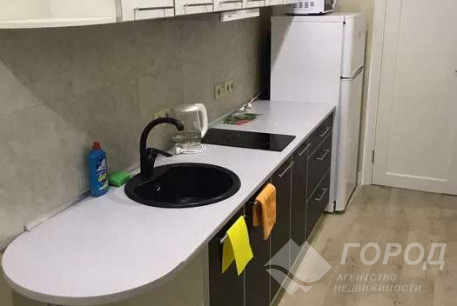 Сдам 2-х кімнатну квартиру, Центр, Код: 809787/1