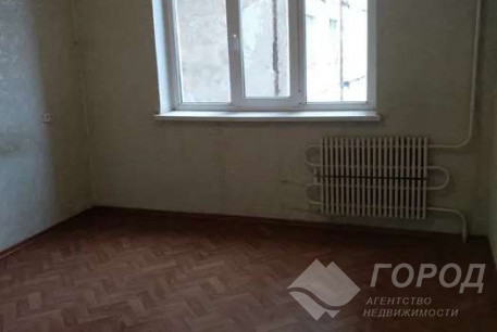 Продам 4-х кімнатну квартиру, Рогань, Роганский ж/м, Код: 809797/1