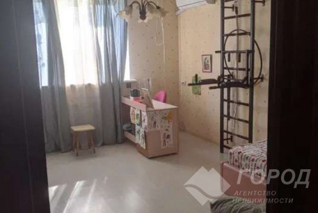 Продам 2-х кімнатну квартиру, Рогань, Код: 809835/1