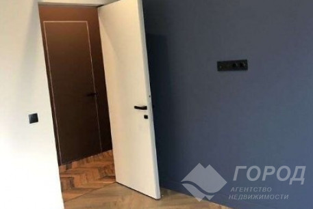 Продам 4-х кімнатну квартиру, Журавлевка, Код: 809850/1