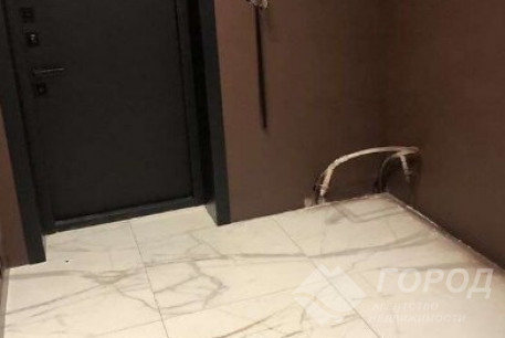 Продам 4-х кімнатну квартиру, Журавлевка, Код: 809850/1