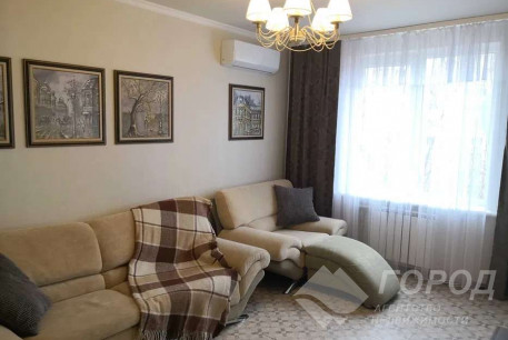 Продам 4-х кімнатну квартиру, Салтовка, 522 м/р, Код: 809852/1